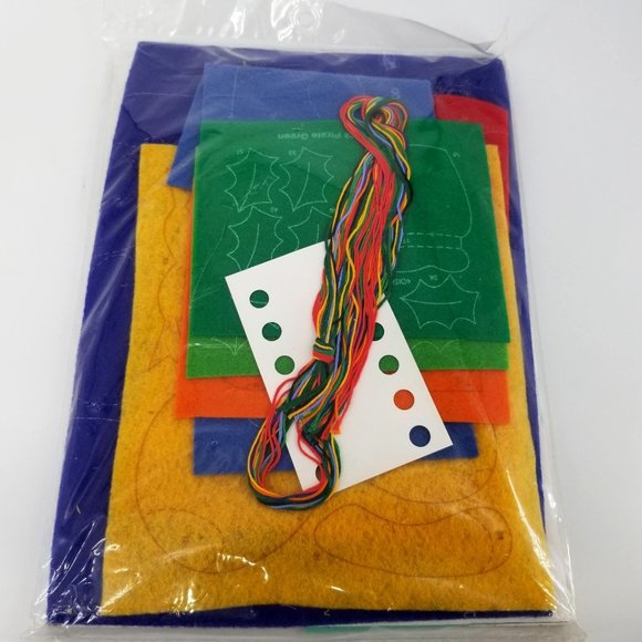 Janlynn Disney Pooh Stocking Decor Felt Kit 1133-22 Craft Christmas Holiday 2004 - Picture 3 of 7